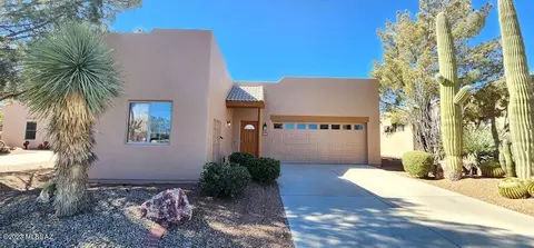 4024 S Via De Cristal, Green Valley, AZ 85614