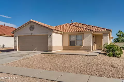 5477 Shady Grove Dr, Tucson, AZ 85742