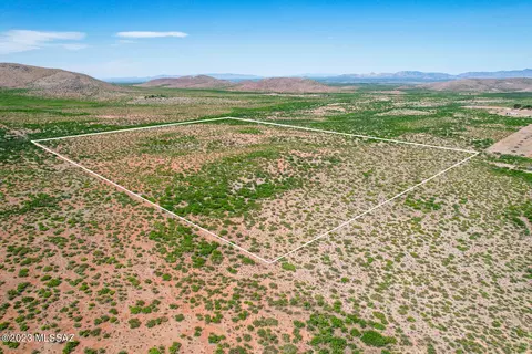 40 S Acres S Rustic Trl, Pearce, AZ 85625 photo 5