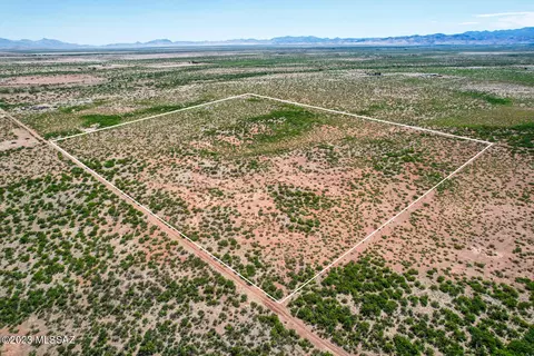 40 S Acres S Rustic Trl, Pearce, AZ 85625 photo 4