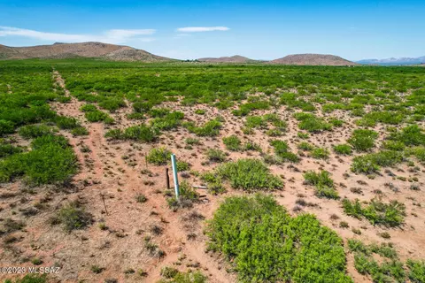 40 S Acres S Rustic Trl, Pearce, AZ 85625 photo 8