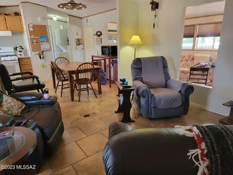 544 N Cherokee Trl, Benson, AZ 85602 photo 7