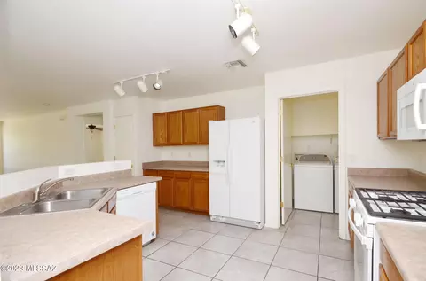 5856 E Tercel Dr, Tucson, AZ 85756 photo 10