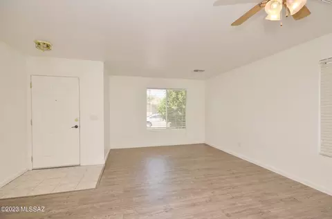 5856 E Tercel Dr, Tucson, AZ 85756 photo 6