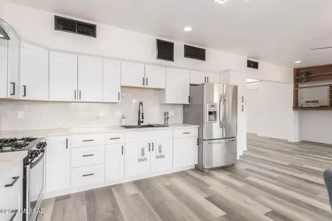 3726 E 24th St, Tucson, AZ 85713 photo 11