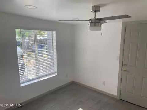 5225 S Hampton Roads Dr, Tucson, AZ 85706 photo 5