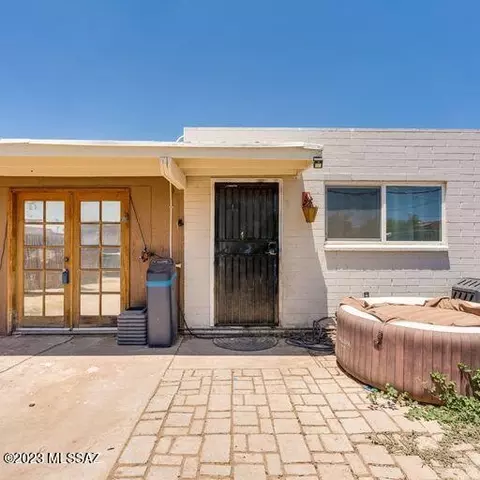 3325 N Los Altos Ave, Tucson, AZ 85705