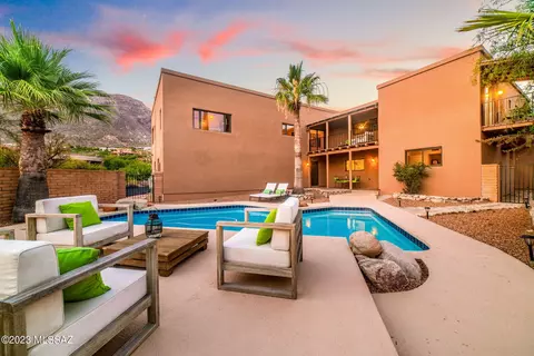 6711 N Swan Road Rd, Tucson, AZ 85718