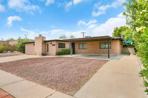 7641 E Palma St, Tucson, AZ 85710