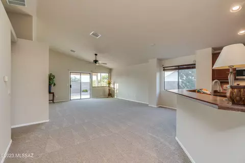 10471 E Dusky Willow Dr, Tucson, AZ 85747 photo 8