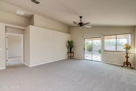 10471 E Dusky Willow Dr, Tucson, AZ 85747 photo 9