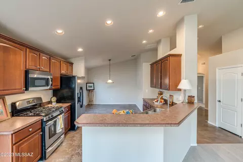 10471 E Dusky Willow Dr, Tucson, AZ 85747 photo 12