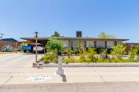 6864 E Mary Dr, Tucson, AZ 85730