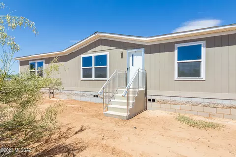 11190 S Colt Dr, Tucson, AZ 85736