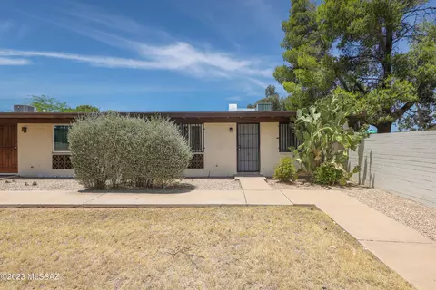 3801 S Palm Side Dr, Tucson, AZ 85730