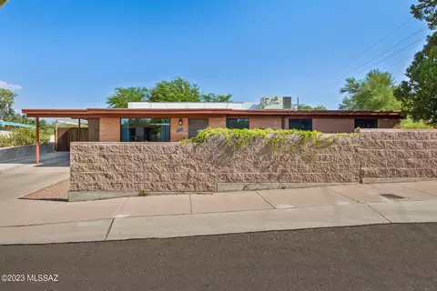 1371 W Calle De Cobre, Sahuarita, AZ 85629