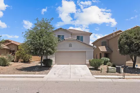 878 W Placita El Cauce Rico, Green Valley, AZ 85614