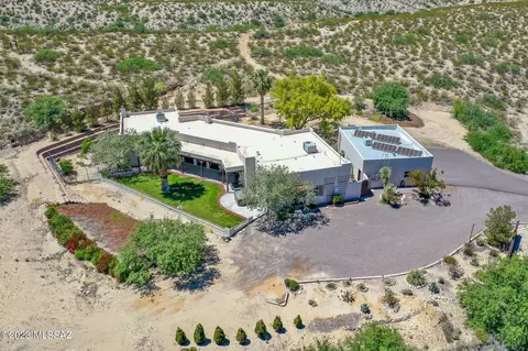 9628 W Minor Ct, Pima, AZ 85543
