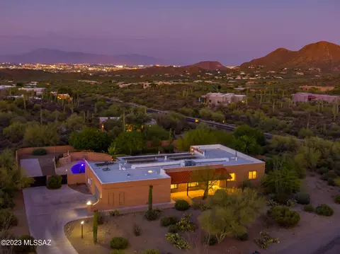 1716 N Placita De Laroca, Tucson, AZ 85745