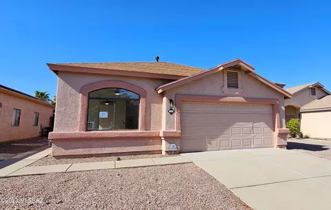 10024 E Via Del Pasto, Tucson, AZ 85747