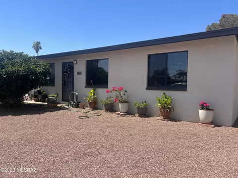 6824 E Nelson Dr, Tucson, AZ 85730