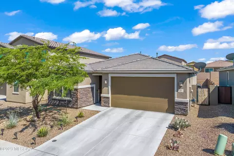 977 W Calle Tolima, Sahuarita, AZ 85629