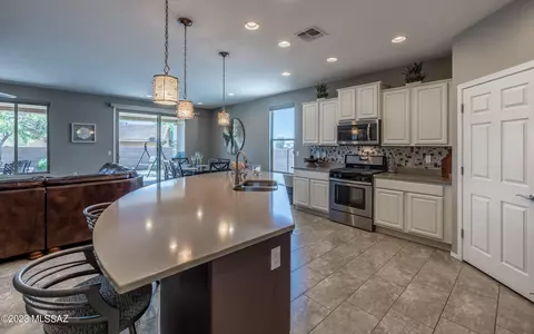 10330 S Buggy Pl, Vail, AZ 85641 photo 11