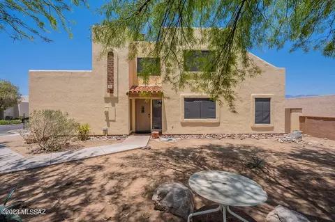 2422 N Ironwood Ridge Dr, Tucson, AZ 85745