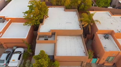 7683 E Chase Park Loop, Tucson, AZ 85710 photo 8