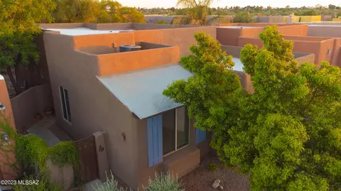 7683 E Chase Park Loop, Tucson, AZ 85710 photo 6