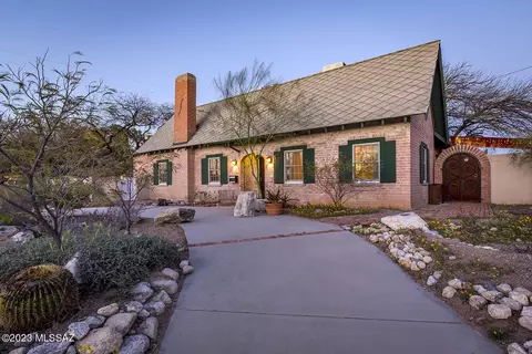 720 N Treat Ave, Tucson, AZ 85716
