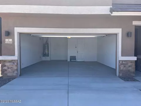12066 E Bohlman Dr, Vail, AZ 85641 photo 8