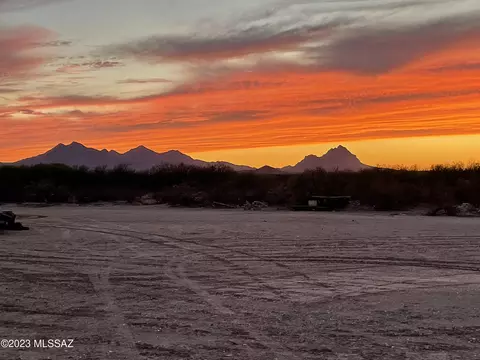 17225 W Sandy St, Marana, AZ 85653
