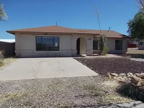 645 W Roadrunner St, Safford, AZ 85546