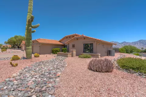 1600 E Chisholm Ln, Oro Valley, AZ 85755