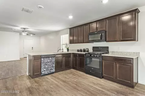 4061 E Braddock Dr, Tucson, AZ 85706 photo 7