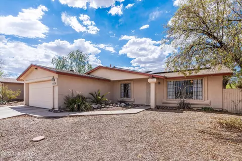 5770 S Mahan Dr, Tucson, AZ 85746