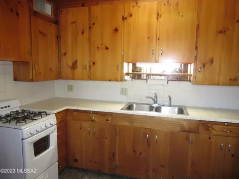 4739 E Hampton St, Tucson, AZ 85712 photo 10