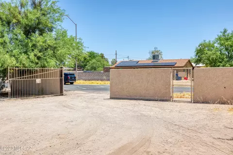 5134 S 17th Ave, Tucson, AZ 85706