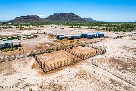 2955 E Sulphur Springs Rd, Willcox, AZ 85643 photo 10