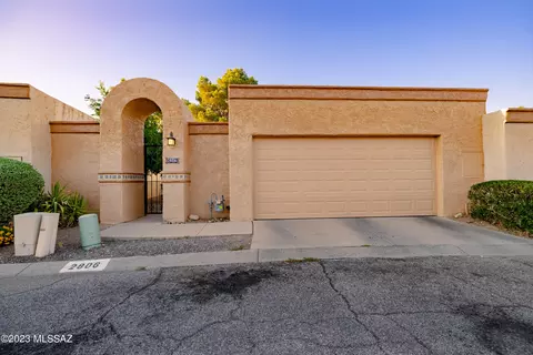 2806 W Carnation Pl, Tucson, AZ 85745