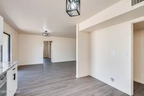 Dining - 205 E 5th Pl, San Manuel, AZ 85631 photo 3 of 3