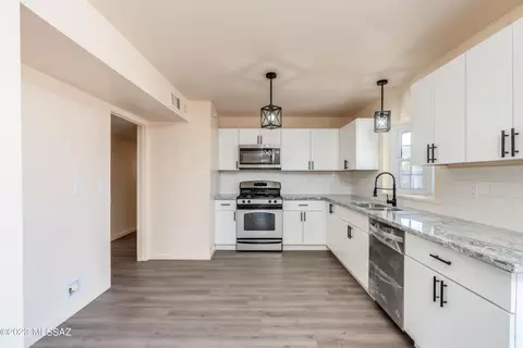 Kitchen - 205 E 5th Pl, San Manuel, AZ 85631 photo 1 of 6