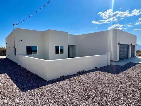 353 Calle Muelle, Rio Rico, AZ 85648