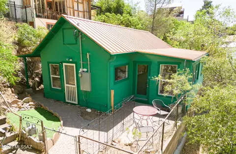 511 B Bailey Hl, Bisbee, AZ 85603