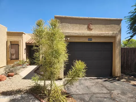 4200 W Pyracantha Dr, Tucson, AZ 85741