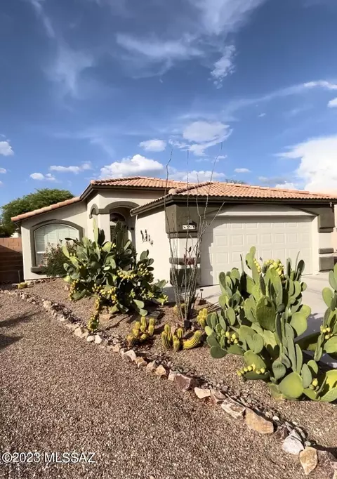 3516 W Camino De Talia, Tucson, AZ 85741