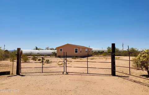 12317 W Mile Wide Rd, Tucson, AZ 85743