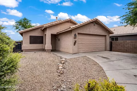 10336 E Rose Hill St, Tucson, AZ 85747