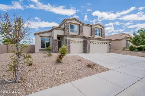 7916 N Window Trl, Tucson, AZ 85743